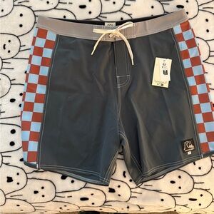 Quiksilver Men's Original Arch 18” Blue Orange Checkered Board Shorts Size 36